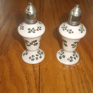 Maurice Duchin holly berry Christmas salt pepper shakers